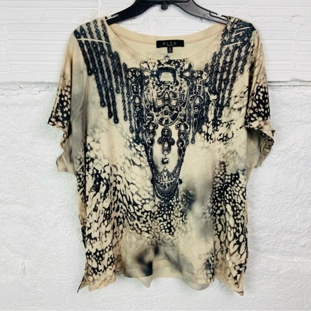 B.L.E.U. Beige and Black Embellished jeweled print Short Sleeve Top size 1X